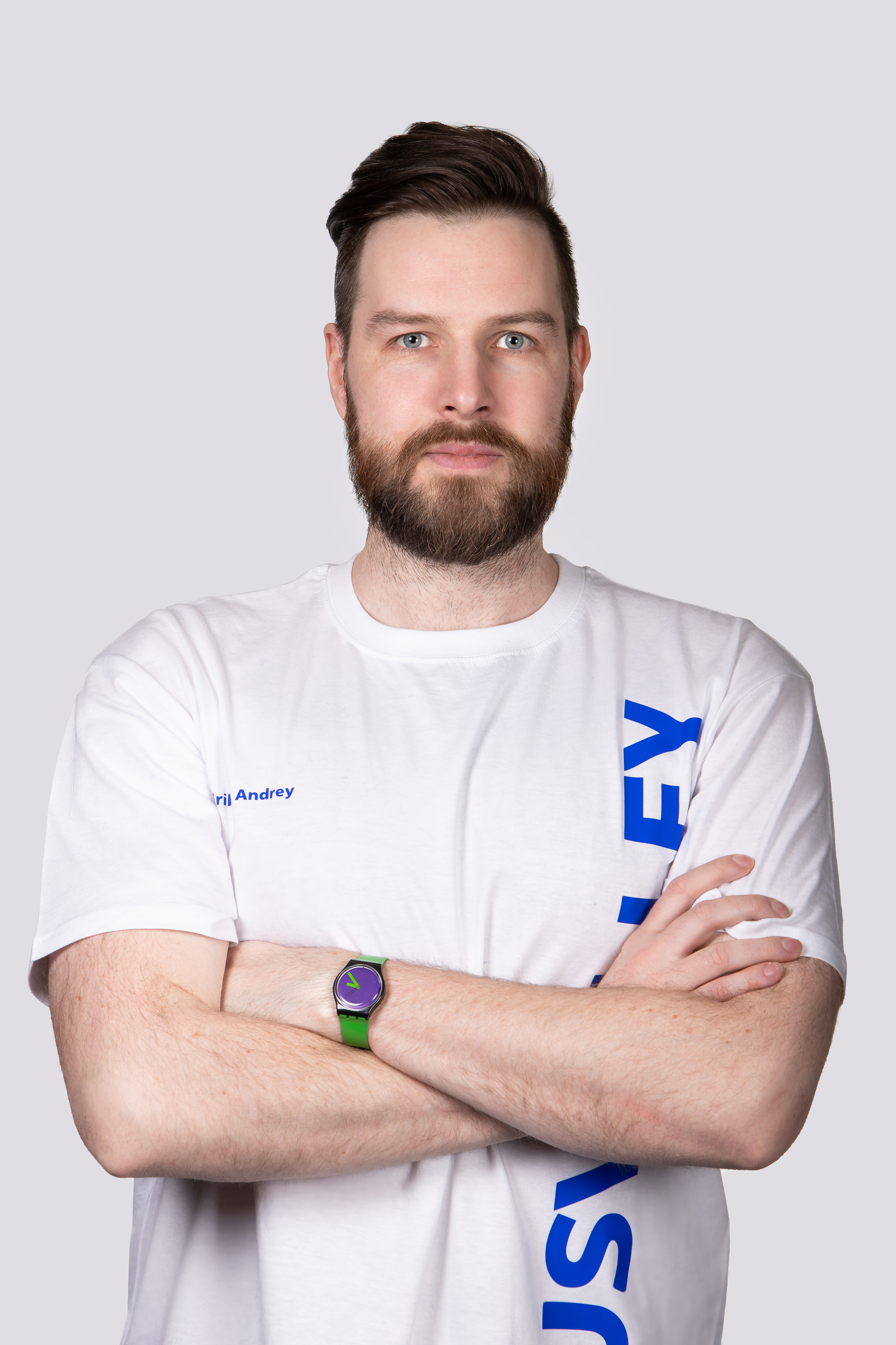 Более 15 лет играл в Италии в лигах B1 и A2,сезон 2015-2016 провёл в национальной лиге казахстана где стал обладателем кубка