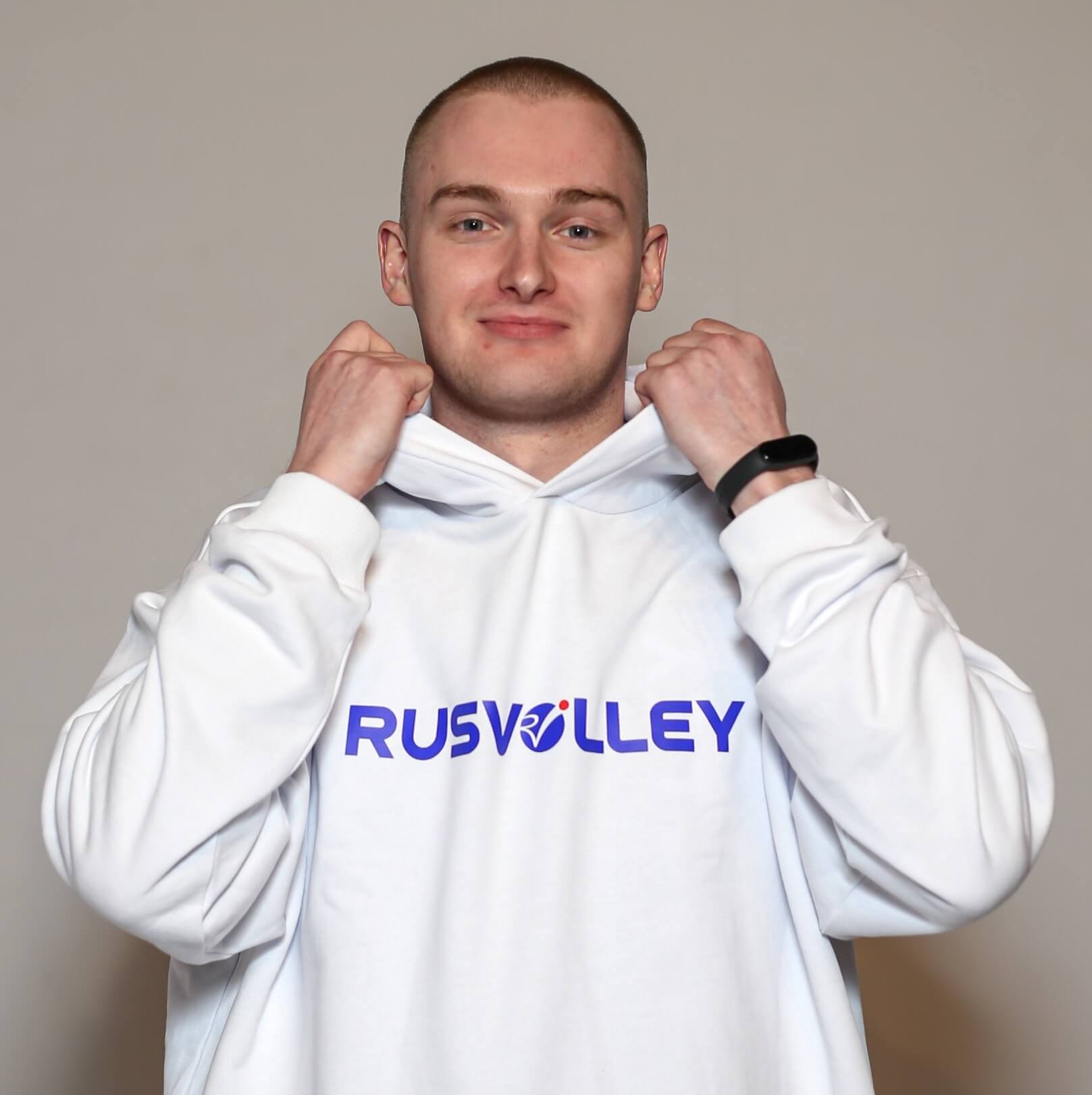 Более 15 лет играл в Италии в лигах B1 и A2,сезон 2015-2016 провёл в национальной лиге казахстана где стал обладателем кубка